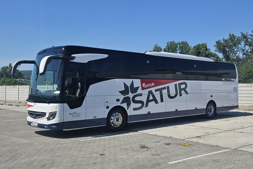Mercedes Benz Tourismo 53miest