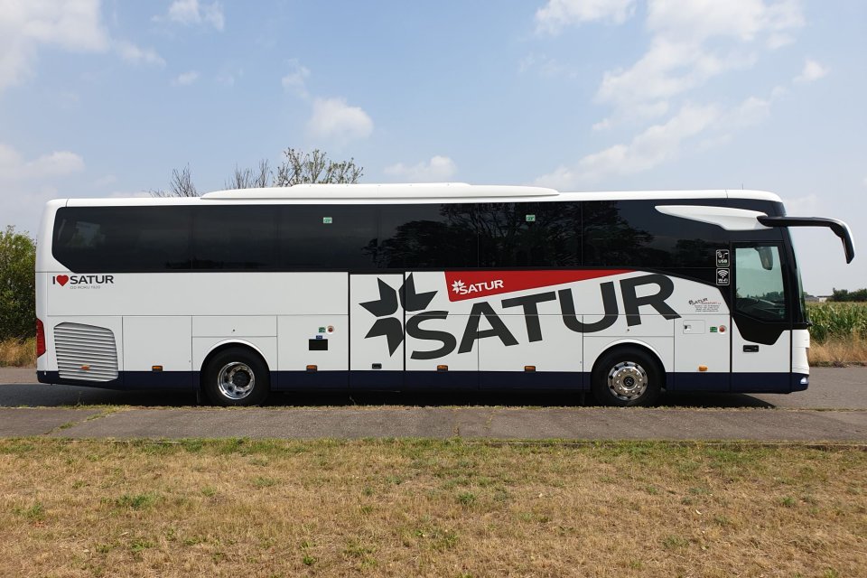 BL-SATUR Mercedes-Benz (new) Tourismo