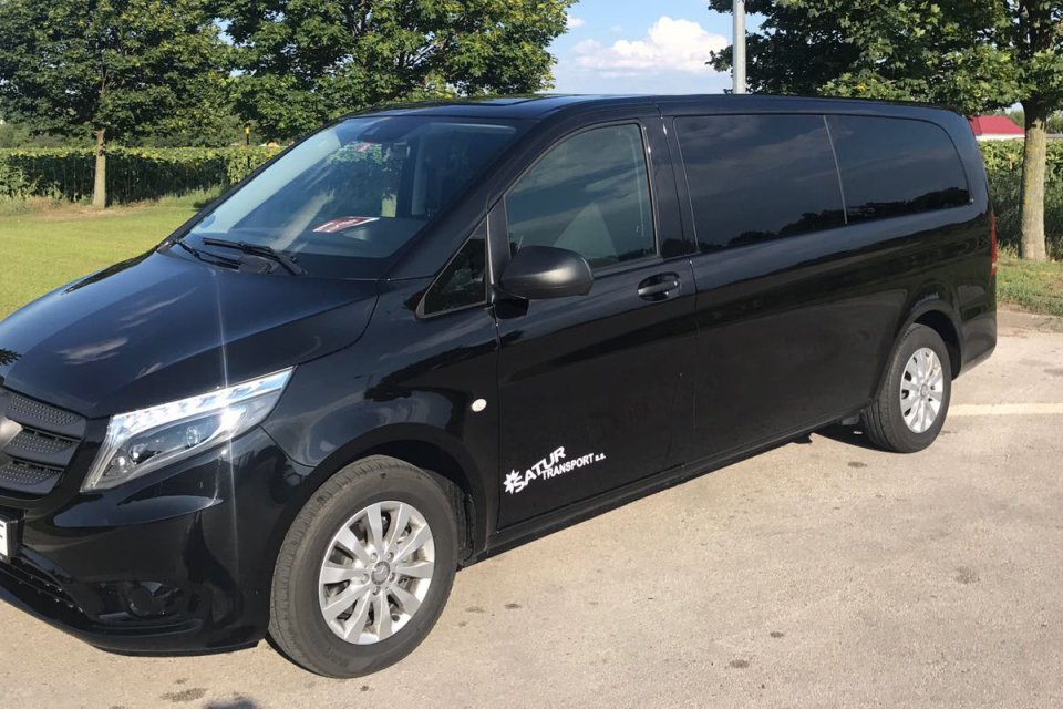 Mercedes-Benz Vito Tourer 7+1